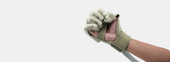 rehabillitation glove from idc